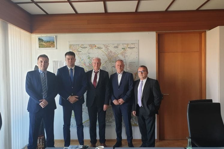 DIREKTOR UPRAVE ZA DIJASPORU I GENERALNI KONZUL CRNE GORE U FRANKFURTU SASTALI SE SA GRADONAČELNIKOM NJEMAČKOG GRADA EŠBORNA