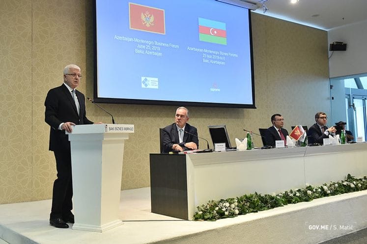 Premijer Marković na Poslovnom forumu u Bakuu predstavio prednosti ulaganja u našu zemlju: CG je najstabilnija država ZB i sigurna investiciona destinacija