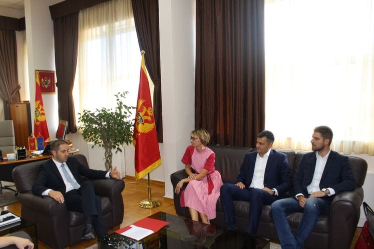 Ministarstvo prosvjete i Telekom šire brzi internet na 150 škola