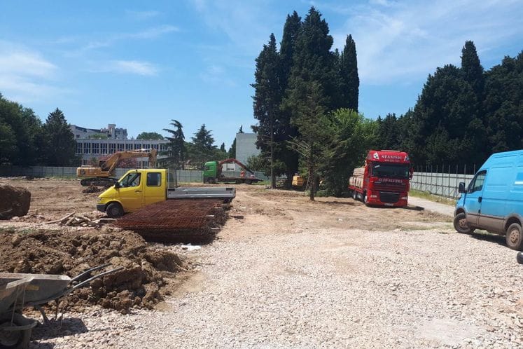 Počela sanacija nekadašnje lokacije vrtića u Baru