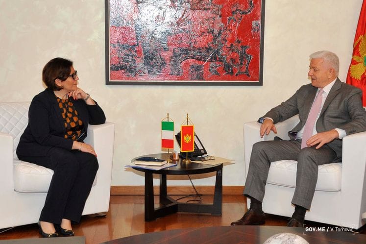 PM Marković, Italian Defence Minister Elizabeth Trent: Excellent political and economic relations, set to boost defence cooperation