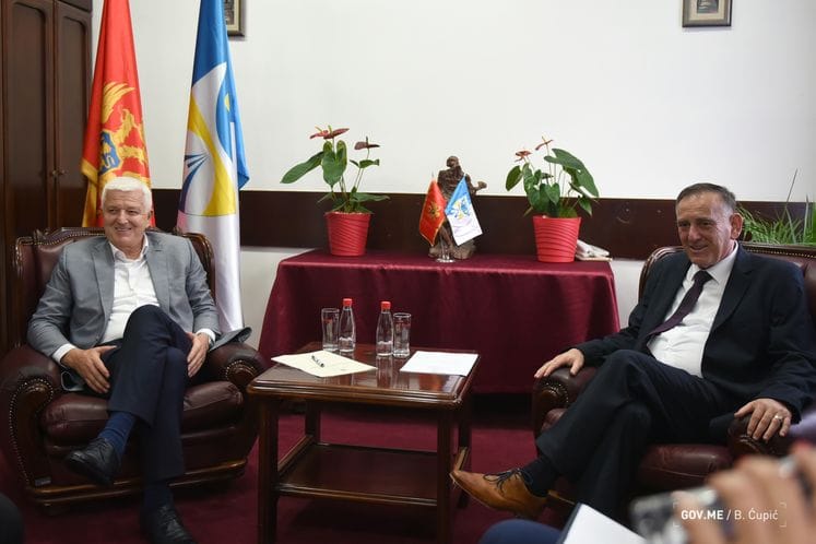 Premijer Marković u Šavniku: Veoma me obradovalo ono što sam vidio, daćemo dodatni snažan podsticaj realizaciji važnih i realno odmjerenih planova za razvoj Opštine