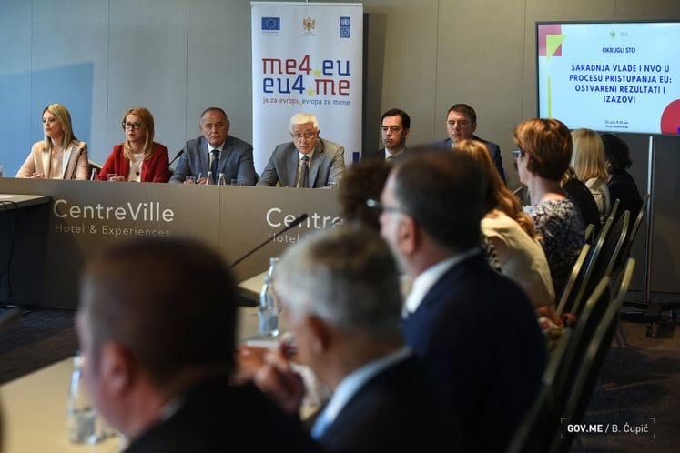 Premijer Marković sa predstavnicima NVO: Ujedinimo potencijale i znanje da ostvarimo cilj – članstvo u EU