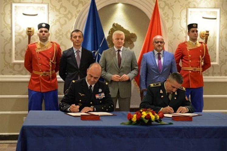 Generals Lanata, Dakić sign declaration on completion of Montenegro's integration into NATO