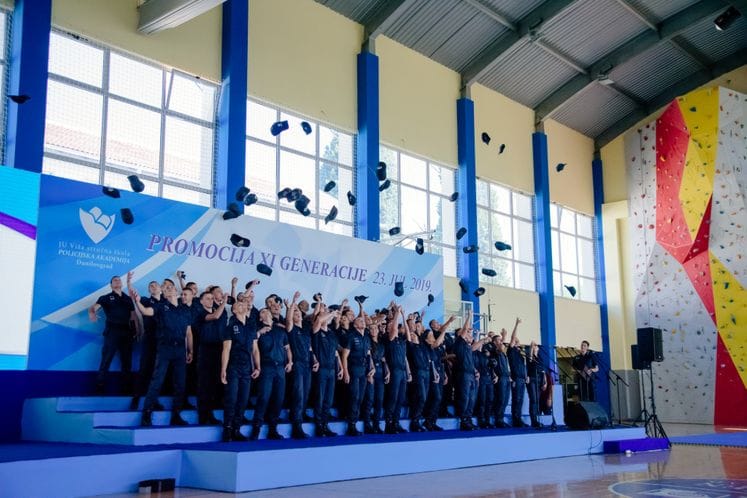 Ministar Nuhodžić polaznicima Policijske akademije:Budite dostojni uniforme koju nosite