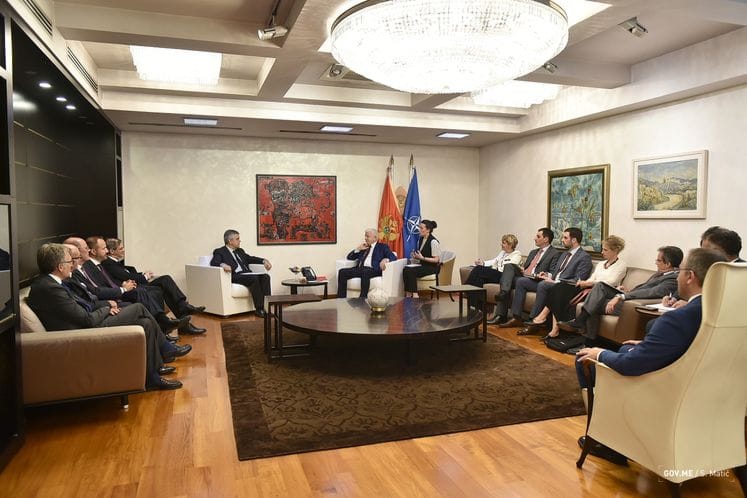 PM Marković hosts Terna's management: Works on undersea cable project successfully completed