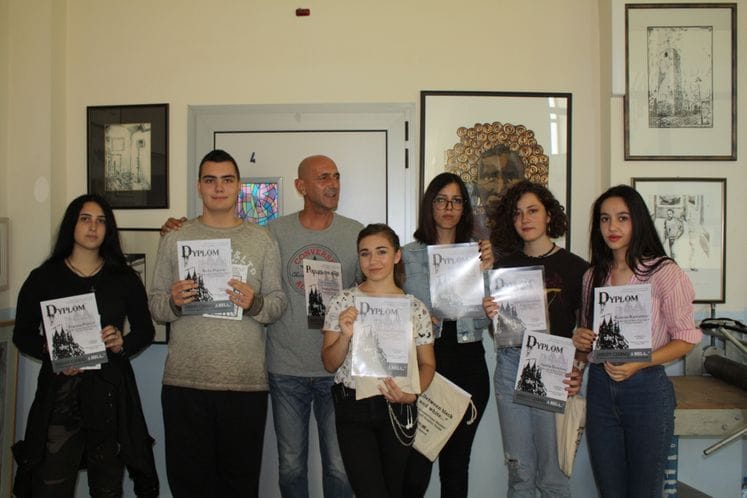 Učenici Srednje likovne škole „Petar Lubarda“ osvojili prestižna priznanja na Međunarodnom bijenalu male grafike u Ribniku u Poljskoj