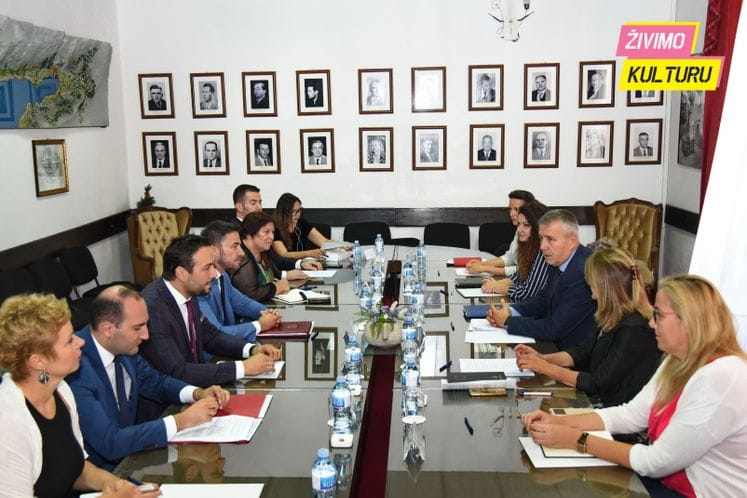 Ministar Bogdanović u Kotoru: O upisu Bokeljske mornarice do kraja godine, slijedi obnova starog zatvora