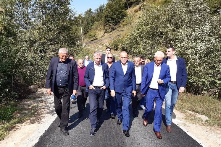 Simović u Mojkovcu obišao završene investicije u ruralnu infrastrukturu: Realizovano i više i ranije od dogovorenog