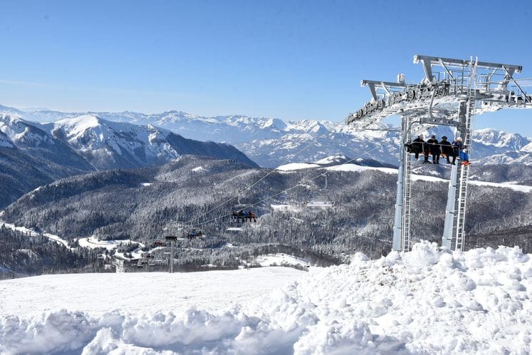 Contract on construction of cable car to connect ski resorts Kolašin 1450 and Kolašin 1600 signed