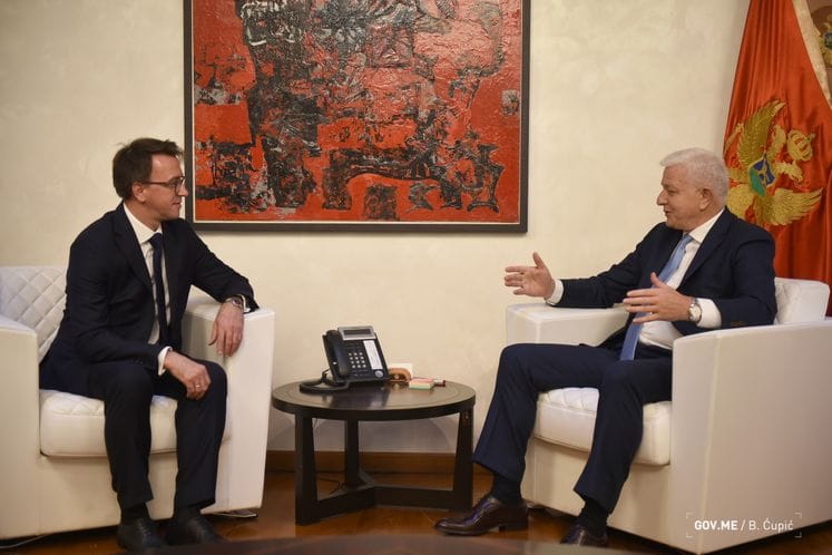 PM Marković hosts inaugural visit by Russian Ambassador Maslennikov