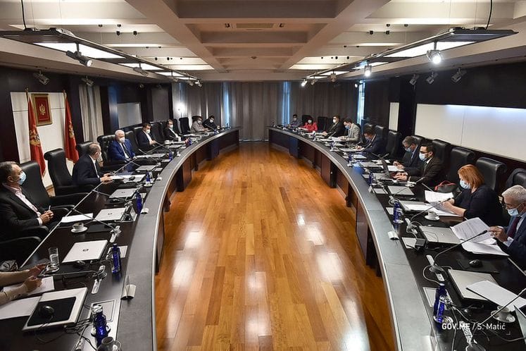 NKT: Mjere donošene pravovremeno i osmišljeno, inspekcije da spriječe i kazne organizatore nedozvoljenih okupljanja, pronaći rješenje za plaćanje odsustva roditelja