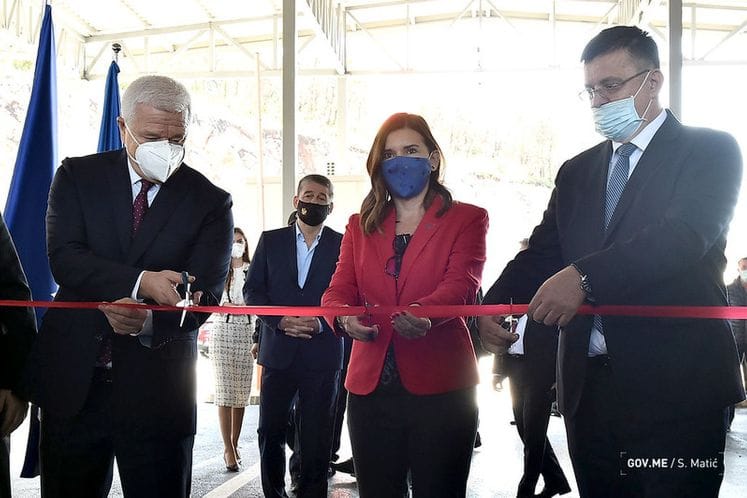 Premijeri CG i BiH Duško Marković i Zoran Tegeltija i ambasadorka EU u CG Oana Kristina Popa otvorili zajednički granični prelaz Vraćenovići - Deleuša