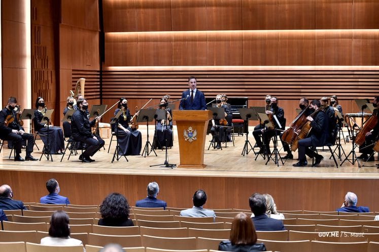 Ozvaničen početak rada Muzičkog centra i Crnogorske kinoteke u rekonstruisanom Domu vojske u Podgorici: Crna Gora dobila novi dom muzike i filma