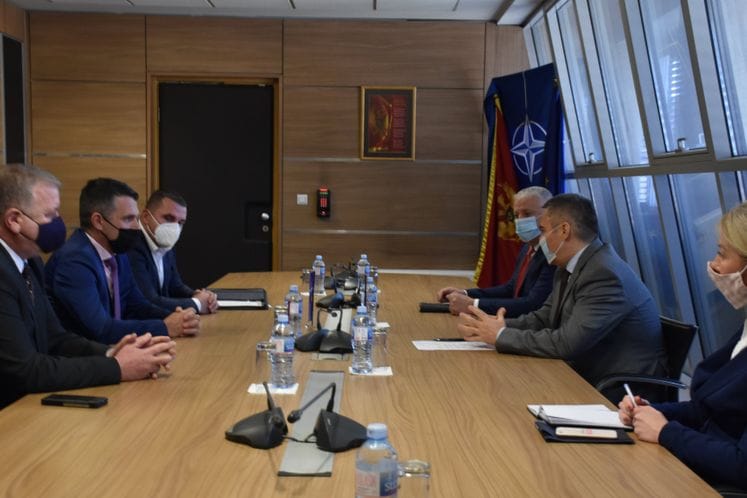 Trilateralni dogovor o pokretanju zajedničkih istraga u borbi protiv organizovanog kriminala