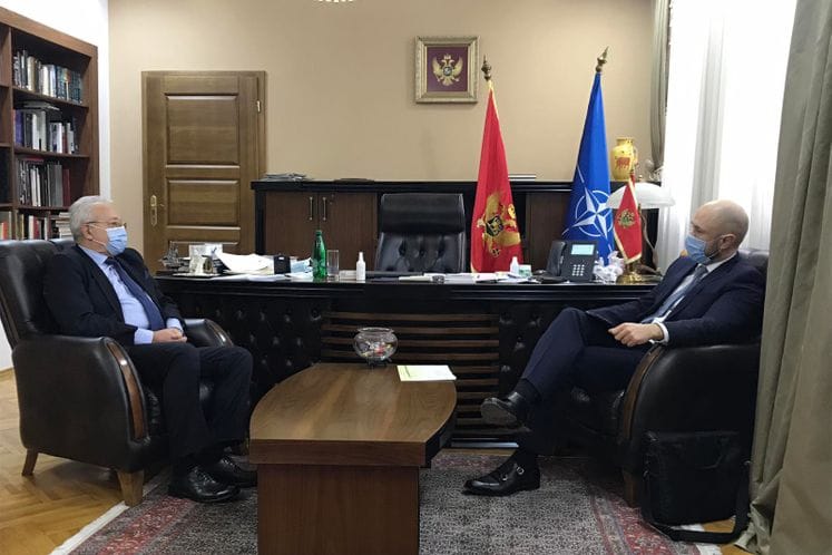 Ministar Radulović razgovarao sa ambasadorom Sjeverne Makedonije Trpkoskim: Odlične političke odnose osnažiti ekonomskom saradnjom