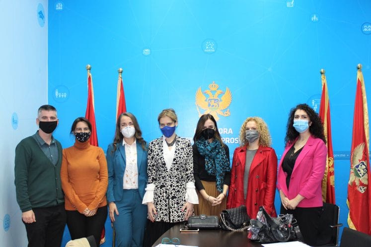 Sastanak Bratić sa profesorima i saradnicima Filološkog fakulteta