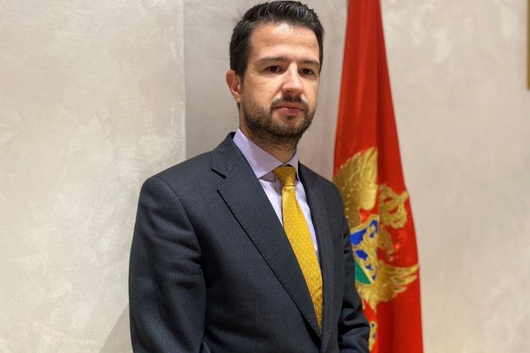 Milatović: Pokušaćemo da novim paketom mjera snažnije pomognemo privredu