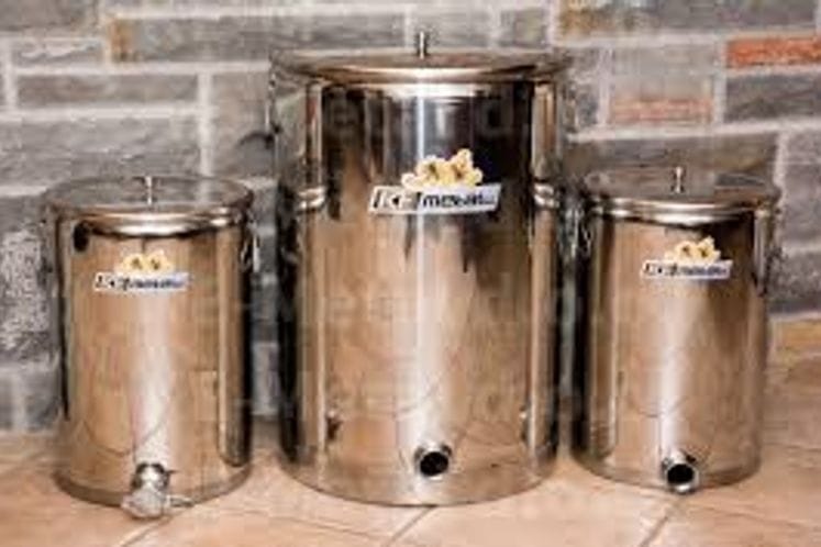 Javni poziv za dodjelu podrške za nabavku pčelarskog pribora i opreme za 2020.