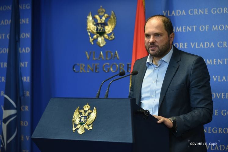 GD Dragan Darmanović za agenciju MINA-business: Iz kredita Exim banke isplaćeno 547,87 miliona EUR