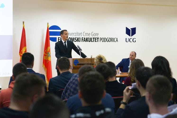 Ministar Bošković održao predavanje na Ekonomskom fakultetu