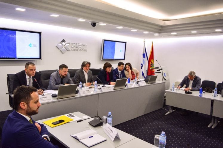 Na Okruglom stolu u Privrednoj komori Crne Gore ocijenjeno da Strategija razvoja pomorske privrede predstavlja kvalitetan okvir za unaprjeđenje stanja u ovom sektoru