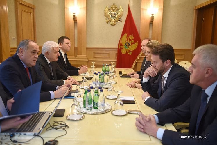 Premijer Duško Marković razgovarao sa predjsednicom SDP-a Draginjom Vuksanović: Za evropski napredak CG ključno funkcionisanje demokratskih institucija