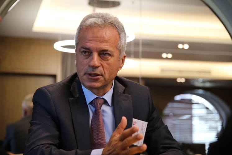 "Plan je da se sa 8 miliona podrže projekti u biznisu. U fokusu mladi, žene i osobe sa invaliditetom", kazao je u intervjuu za PRVA TV ministar Kemal Purišić