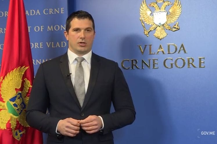 Ministar Janović otkazao sajmove sporta i pozvao građane da ne budu dio opasnosti koja će ugroziti i njih, i njihove porodice i cijelo društvo