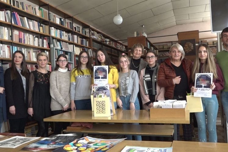 Gimnazija "Tanasije Pejatović" realizovala školski likovni konkurs "Reci NE nasilju!"