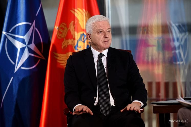 Premijer Marković za “Vijesti”: Set mjera usmjeren na čovjeka, njegovu porodicu i njihovo zdravlje i sigurnost