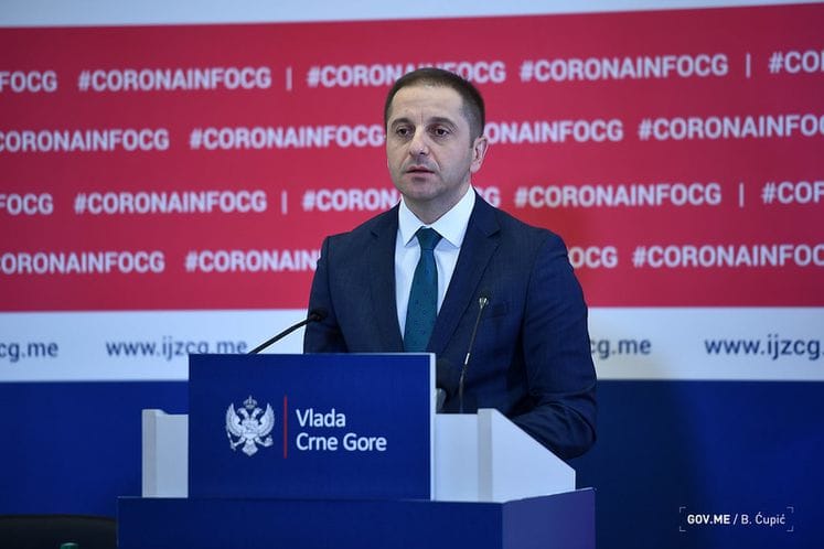 #UčiDoma na tri TV kanala, sajtu i YouTube-u - ŠEHOVIĆ: NIJE VRIJEME ZA PANIKU VEĆ ZA ODGOVORNOST