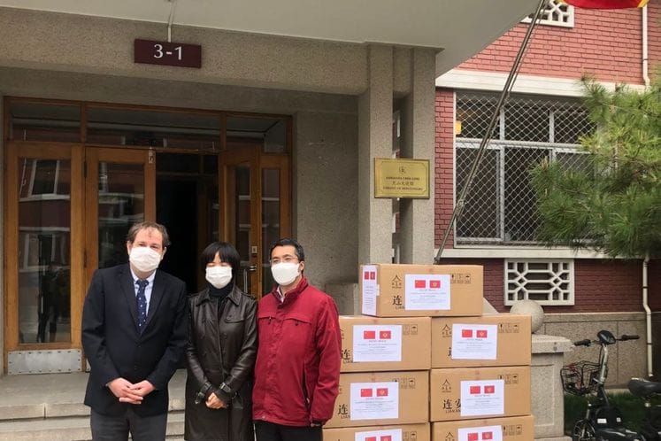 Saopštenje: NR Kina donirala 5000 zaštitnih maski Crnoj Gori za borbu protiv virusa korona