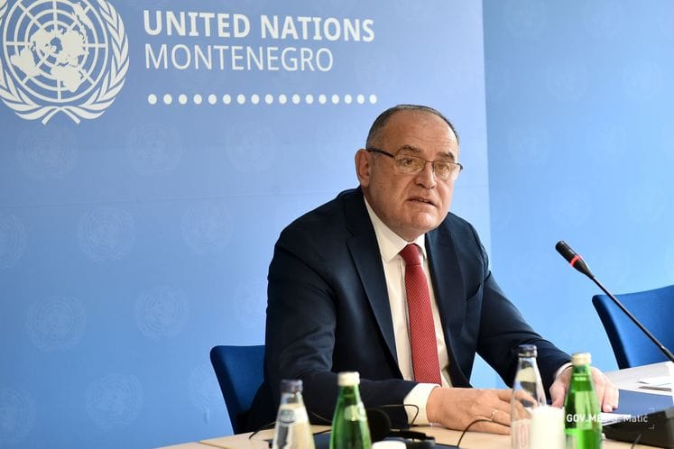 Predsjednik NKT Simović ambasadoru Srbije Božoviću: U CG je situacija manje rizična, respiratori u ovom trenutku potrebniji za spašavanje životâ građana Srbije