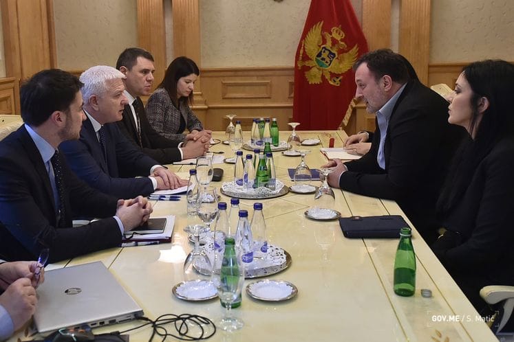 Predsjednik Vlade razgovarao sa zamjenikom glavnog urednika Dana: Vlada i mediji treba zajedno da rade na jačanju crnogorske medijske scene