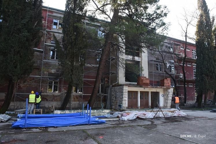 Bošković: Objekti u kasarni u Maslinama biće rekonstruisani i prije roka