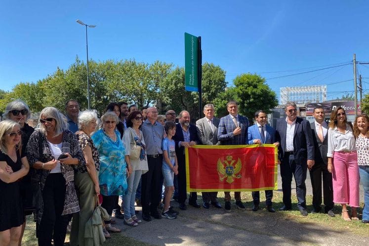 U ROSARIJU OTVOREN TRG “ CRNA GORA”