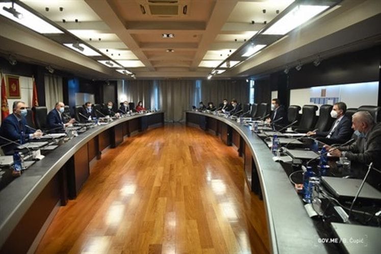 NKT: Crna Gora od ponedjeljka otvara granice, ublažavaju se mnoge mjere