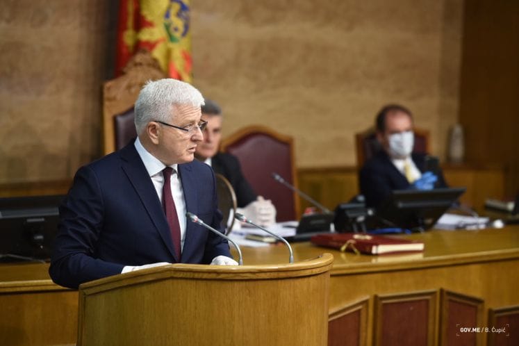 Predsjednik Vlade Duško Marković na Premijerskom satu: U odgovoru na pandemiju koronavirusa djelovali smo odlučno, udruženo, efikasno i odgovorno