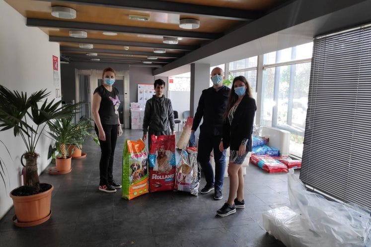 Organizovana akcija doniranja hrane za napuštene životinje