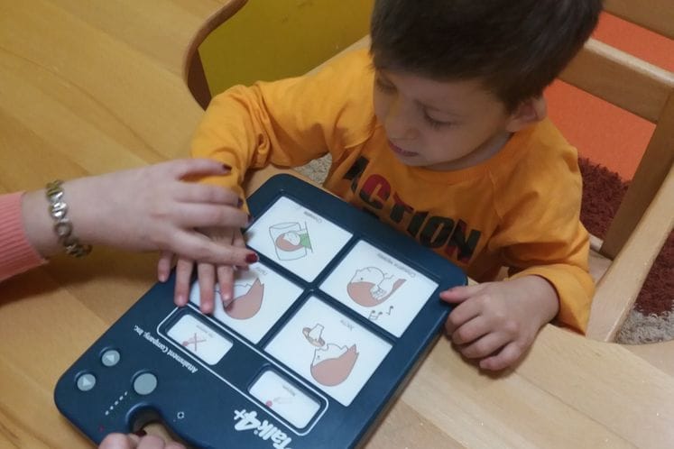 AKCIJA #USLUGEPODRŠKEDOMA NA DRUŠTVENIM MREŽAMA I PLATFORMA ZA PODRŠKU PRUŽANJU USLUGA SOCIJALNE I DJEČJE ZAŠTITE ZA DJECU I MLADE SA SMETNJAMA U RAZVOJU