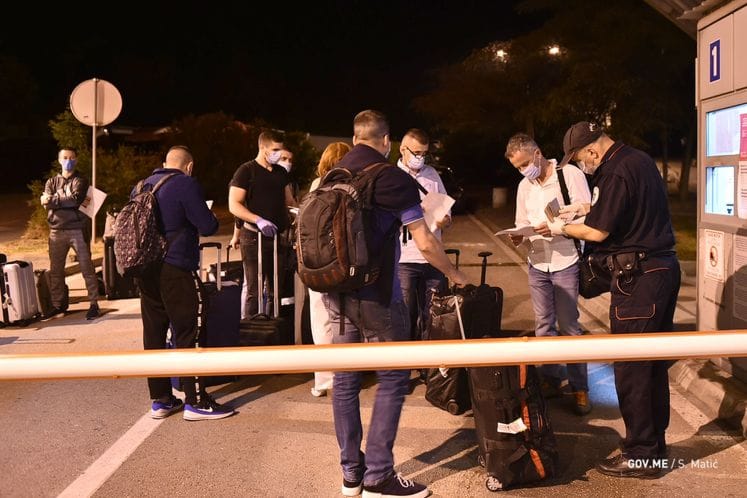 Još deset naših pomoraca stiglo u CG u okviru programa povratka koji sprovode MUP i MVP