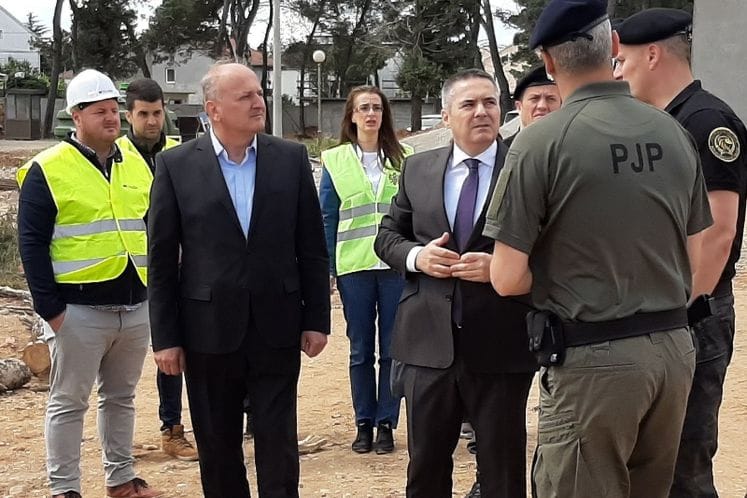 Direktori Nuhodžić i Veljović obišli radove na Zlatici: Novi kompleks biće ponos svih pripadnika crnogorske policije