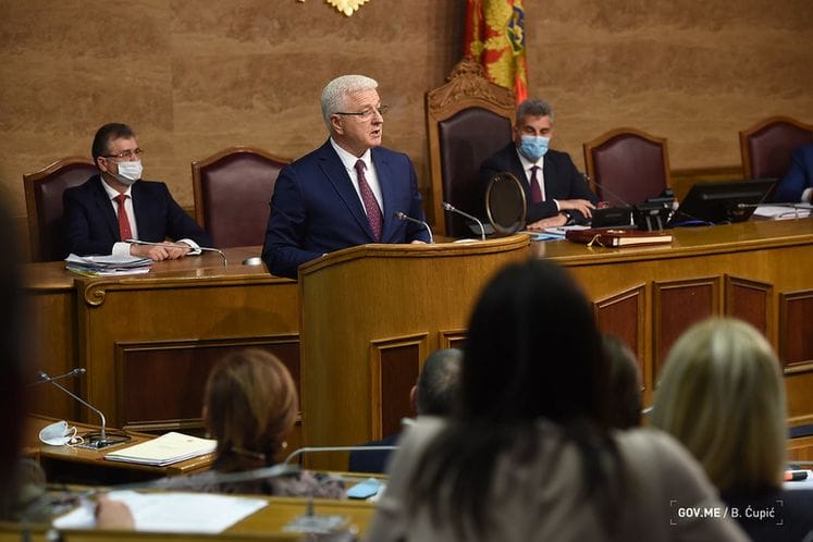 Predsjednik Vlade Duško Marković: Reforma javne uprave je dug proces, loši poslovni rezultati u pojedinim državnim preduzećima ne mogu biti nagrađeni visokim primanjima