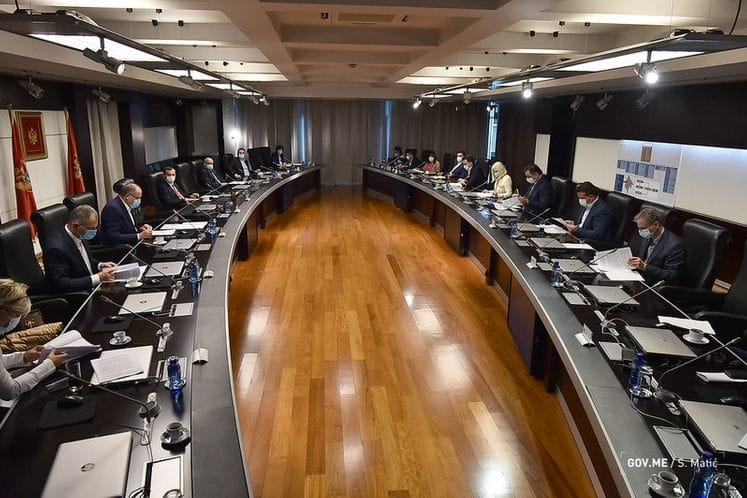 NKT: Crna Gora od ponedjeljka otvara granice, ublažavaju se mnoge mjere