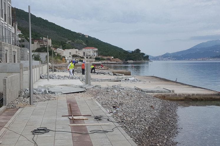 Saopštenje: Urbanističko-građevinska inspekcija započela uklanjanje nelegalno izvedenih radova u Krašićima