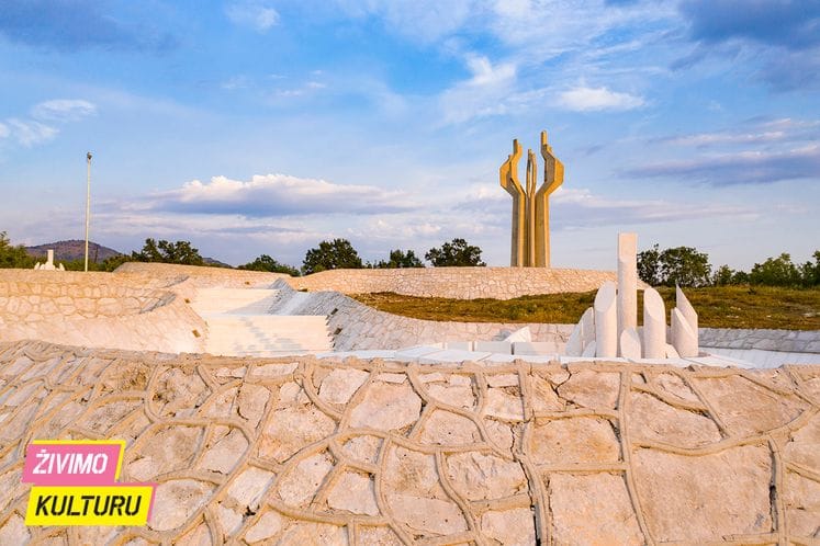 Završena restauracija Spomen-kompleksa na Barutani: Zasijao memorijal palim borcima Lješanske nahije