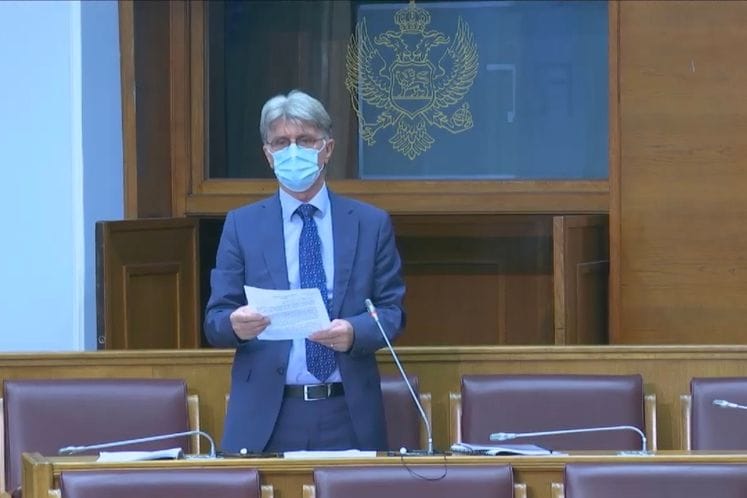 ZAVRŠENA RASPRAVA O PREDLOGU ZAKONA O FONDU RADA