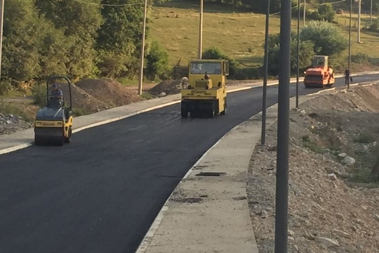 Završena rekonstrukcija Ribarske ulice i dijela puta Plav - Vojno selo - Gusinje