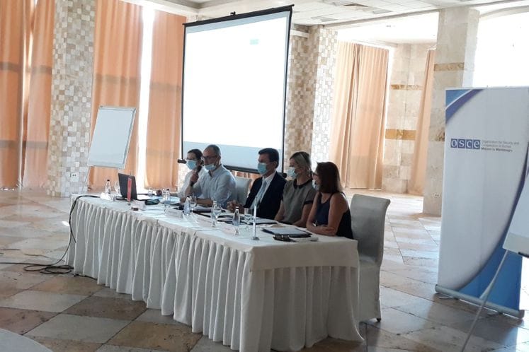 Državni sekretar Pejanović: Kontinuirana edukacija i aktivna uključenost svih segmenata društva ključni u borbi protiv ekstremizma